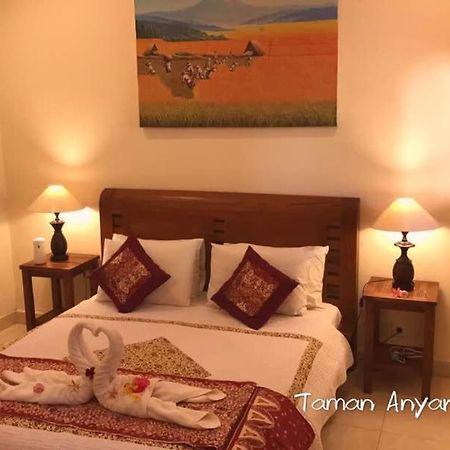 Taman Anyar Homestay Ubud Esterno foto