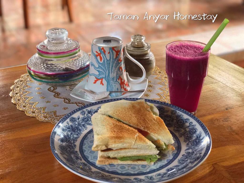 Taman Anyar Homestay Ubud Esterno foto